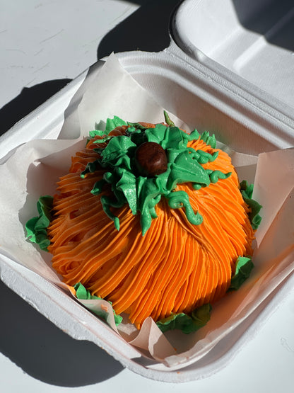 Pumpkin bento cake