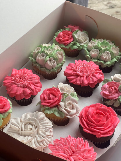 Flower cupcakes pink set